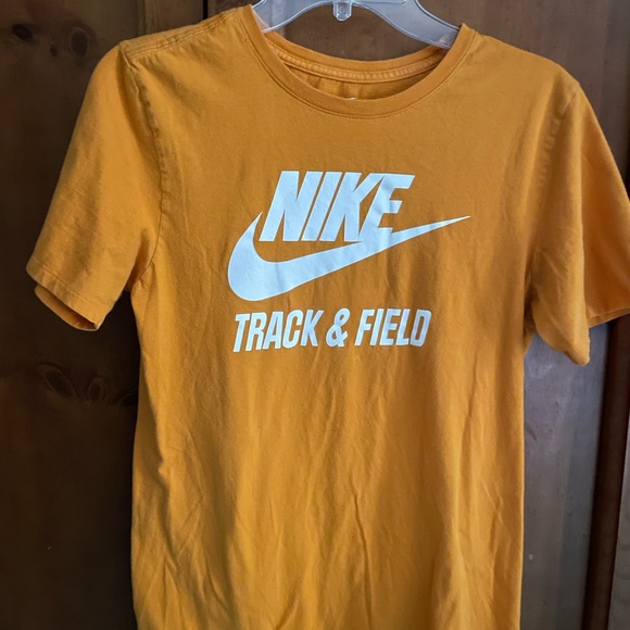 Nike Other - Nike Track and Field T-shirt- size small